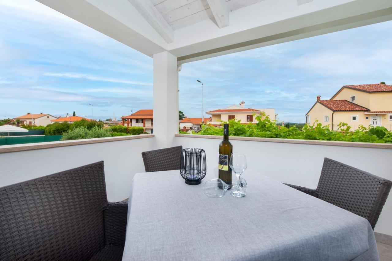 Rosa Apartament